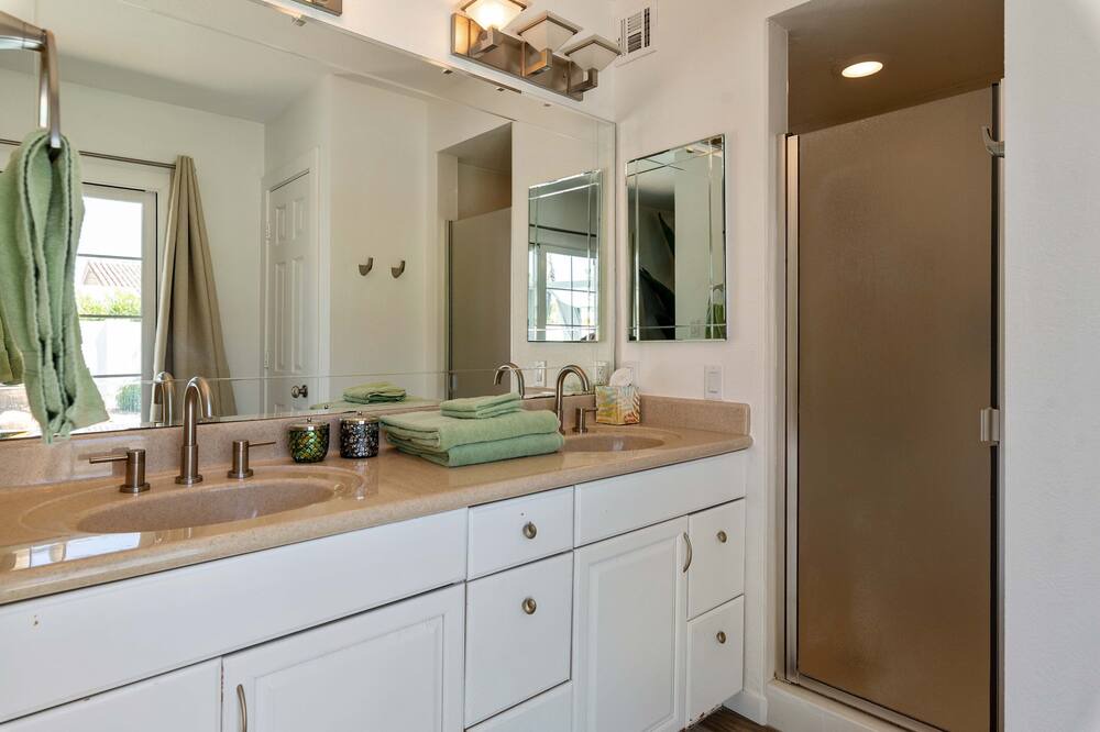 Photo of Bathroom in Shea North Estates