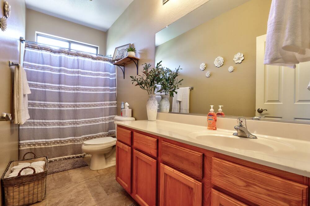 Photo of Bathroom in Maricopa