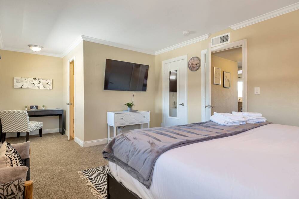 Photo of Bathroom in Park Scottsdale Townhouse