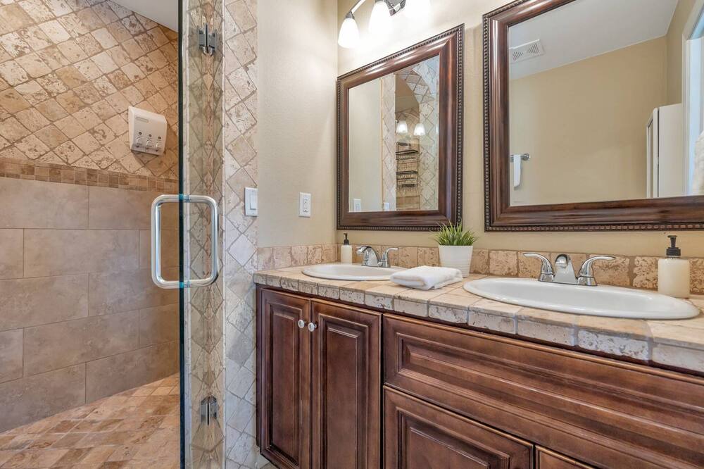 Photo of Bathroom in Park Scottsdale Townhouse