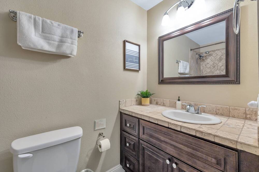 Photo of Bathroom in Park Scottsdale Townhouse
