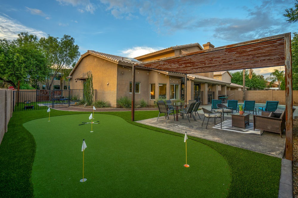 Photo of Others in Desert Paradise Estates