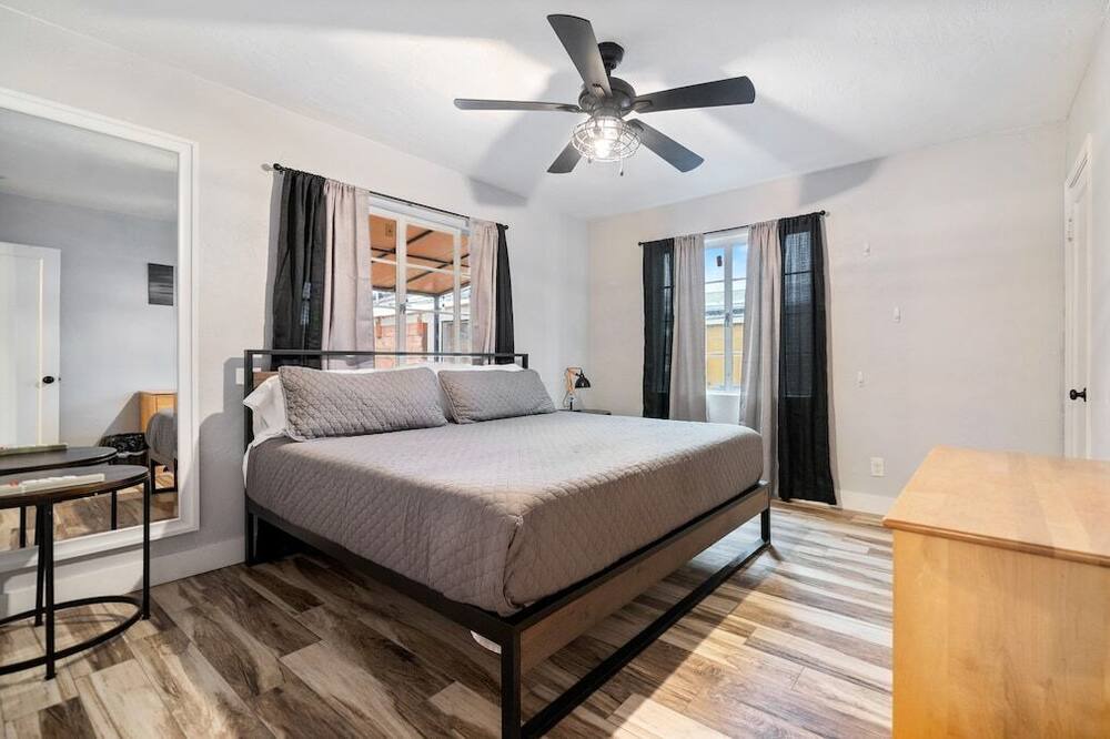 Photo of Bedroom in Coronado