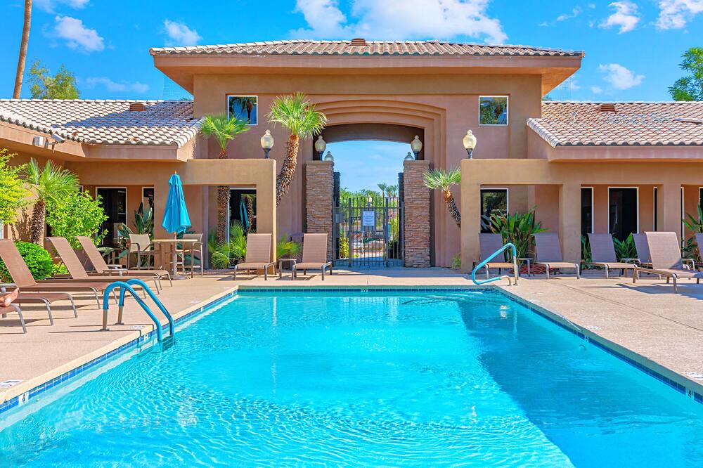 Photo of Others in Desert Paradise Estates