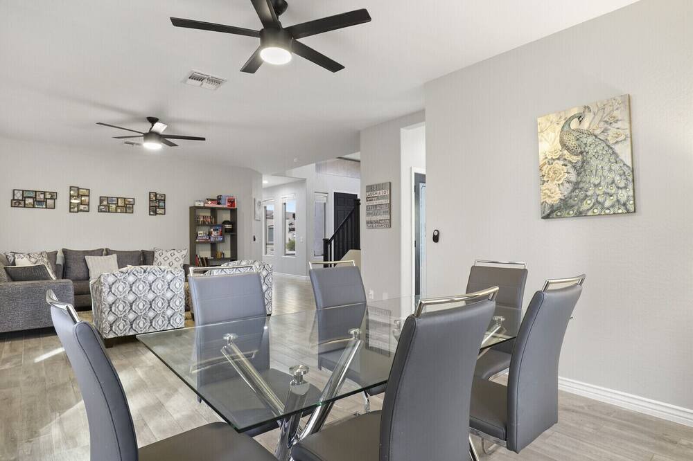 Photo of Kitchen in Surprise Farms