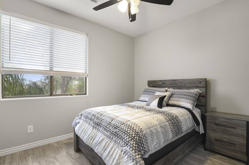 Photo of Bedroom in Surprise Farms