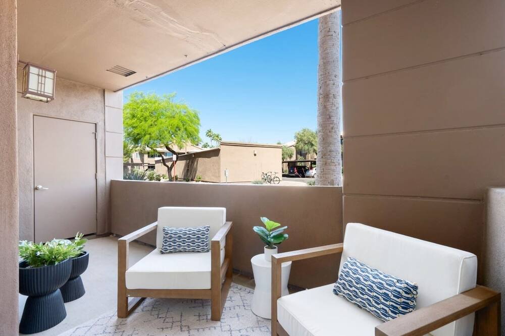 Photo of Patio Balcony in Desert Paradise Estates