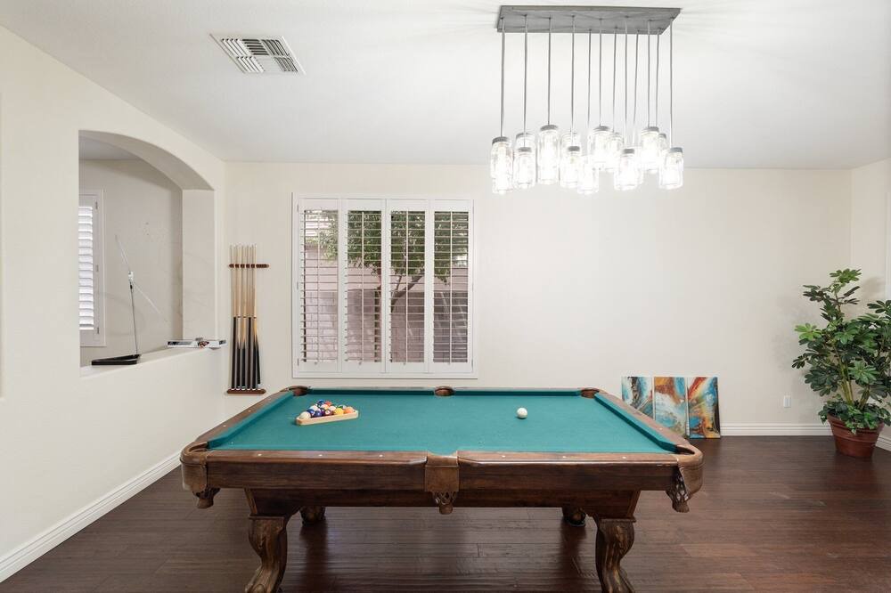 Photo of Bedroom in Rovey Farm Estates