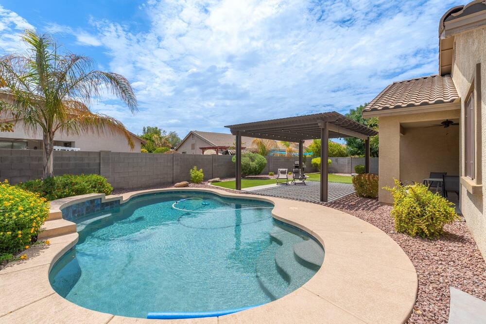 Photo of Outdoor in Rovey Farm Estates