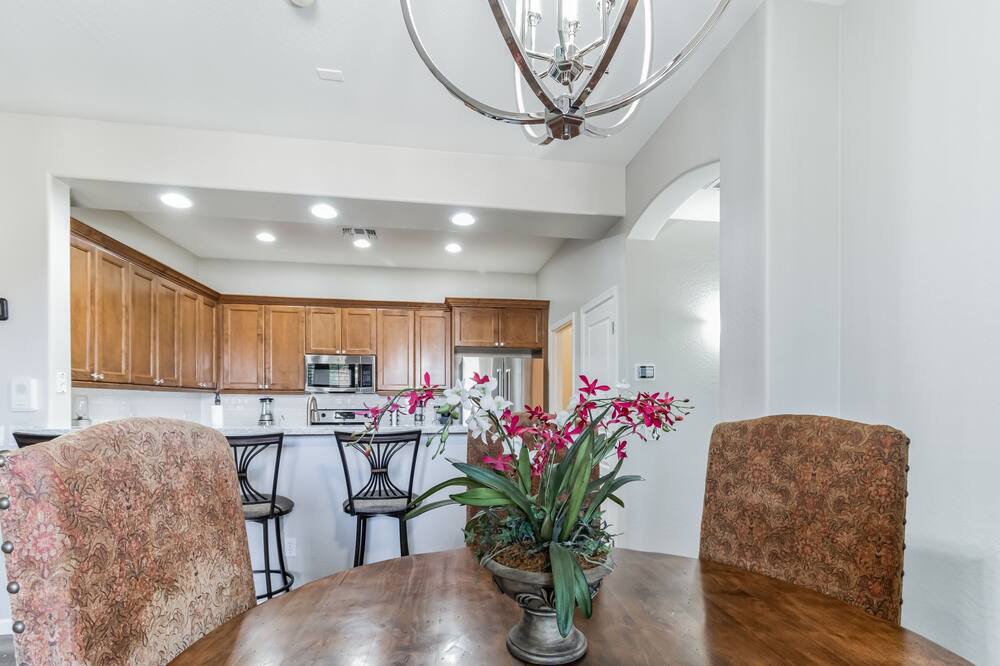 Photo of Bedroom in Talon Retreat