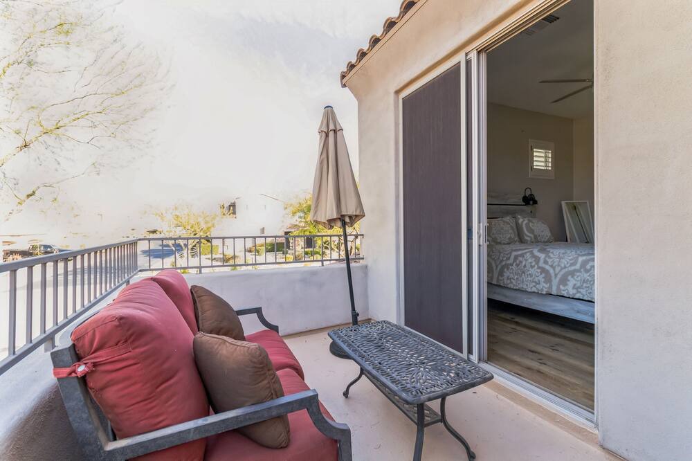 Photo of Patio Balcony in Talon Retreat
