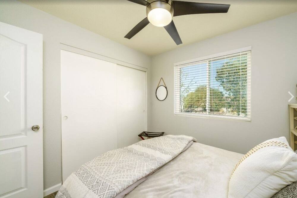 Photo of Bedroom in Lake Havasu City