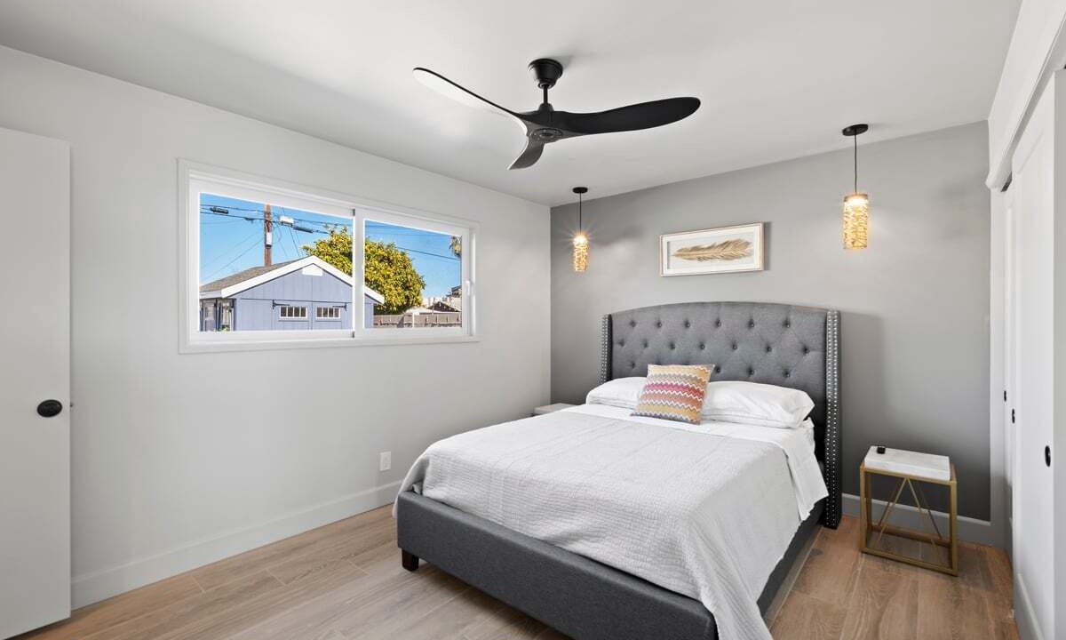Photo of Bedroom in Papago Parkway