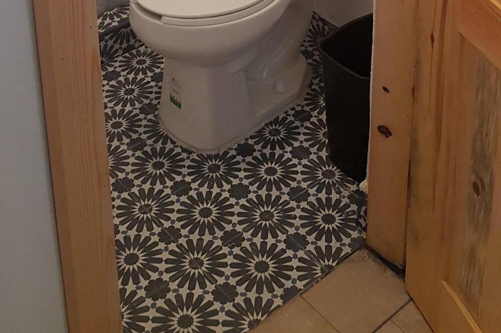 Photo of Bathroom in Creel