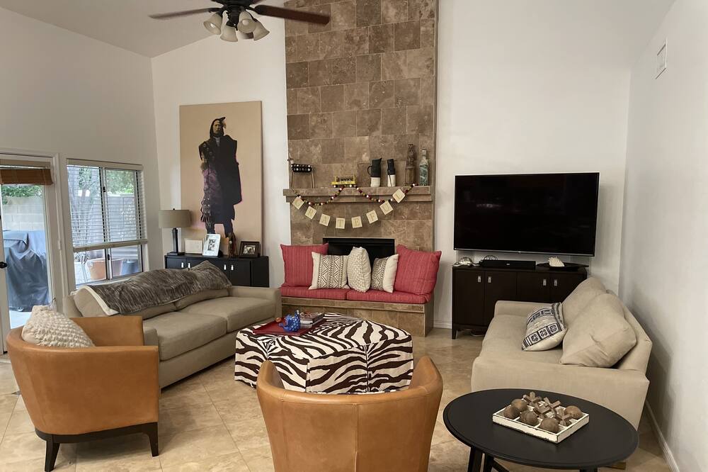 Photo of Others in Desert Paradise Estates