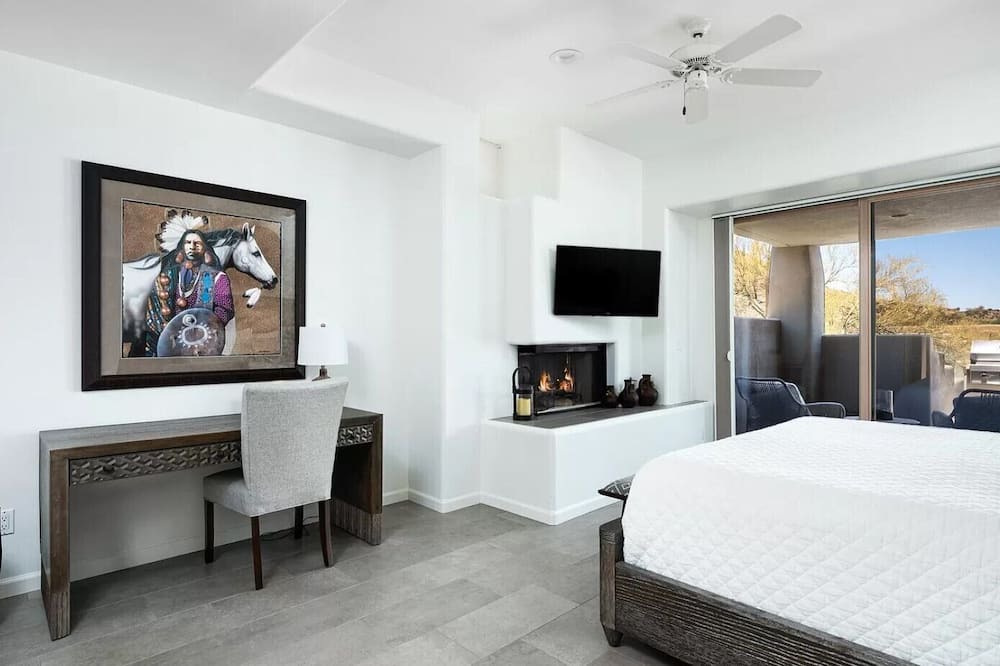 Photo of Bedroom in Desert Mountain
