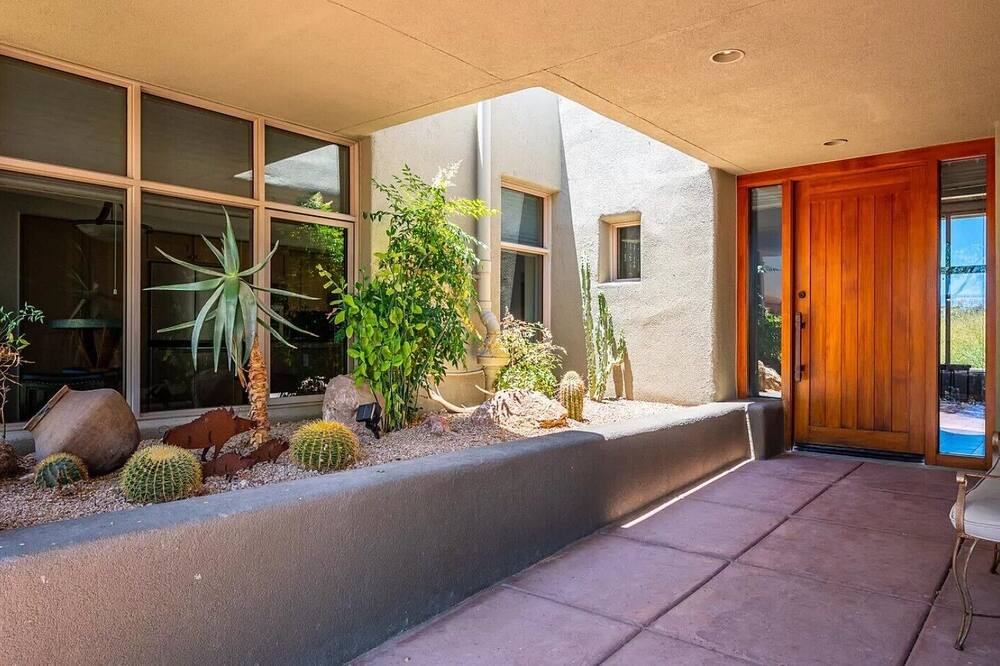 Photo of Outdoor in Desert Mountain