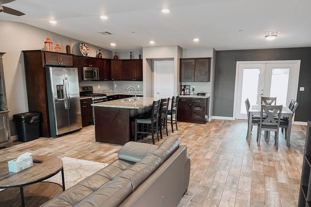 Photo of Others in Scottsdale Estates Six