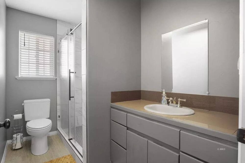 Photo of Bathroom in Kanab