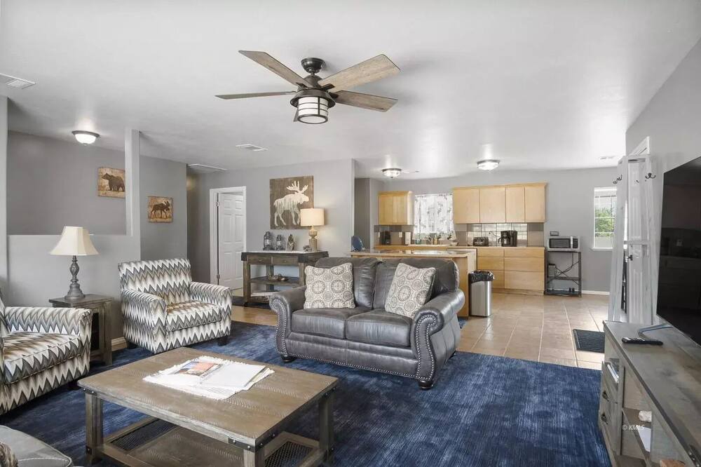 Photo of Livingroom in Kanab