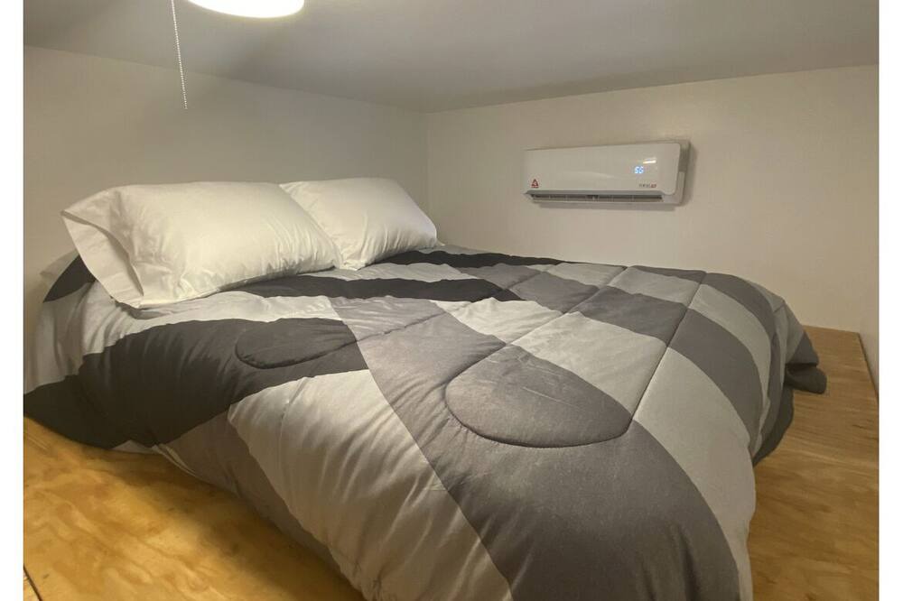 Photo of Bedroom in Maricopa County