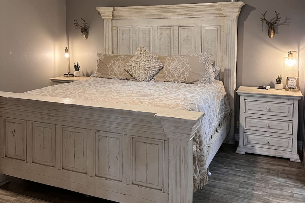 Photo of Bedroom in La Buena Vida