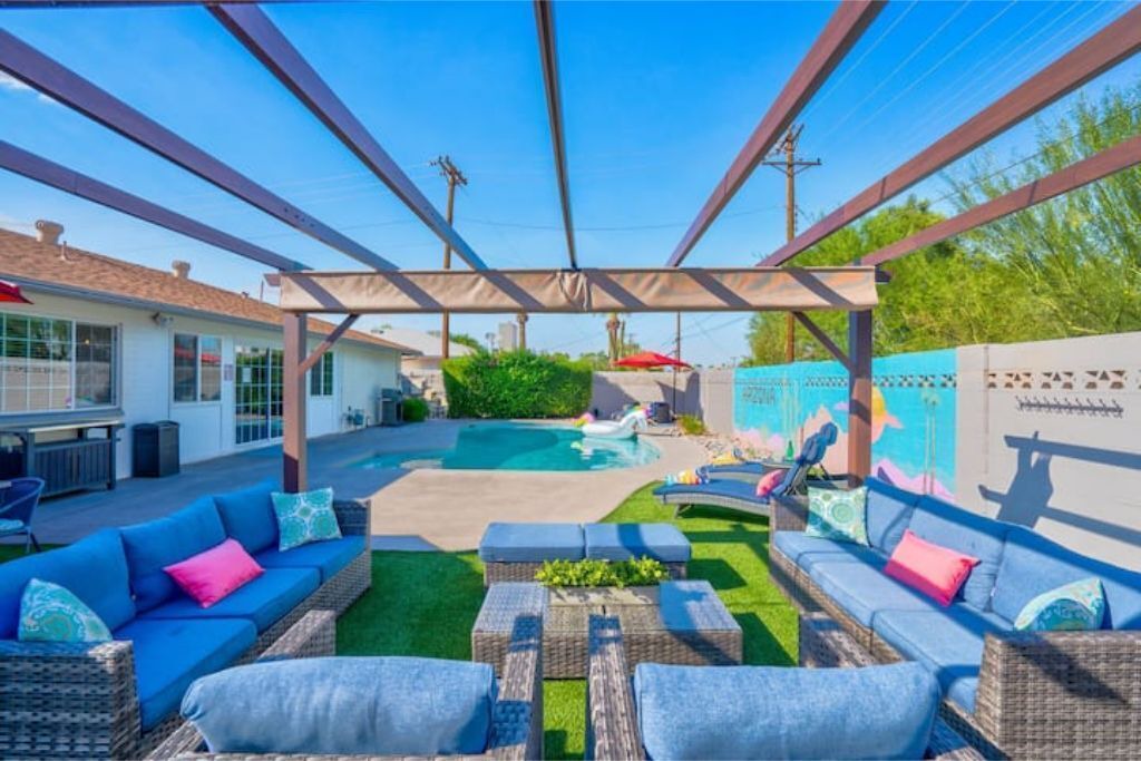 Photo of Outdoor in Village Grove