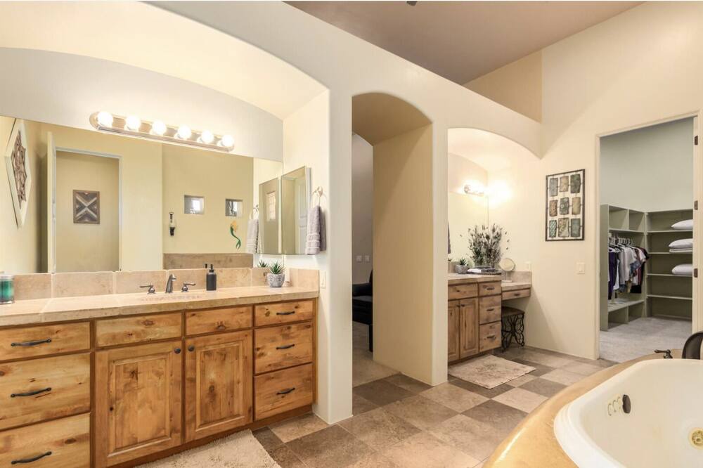 Photo of Bathroom in Maricopa County