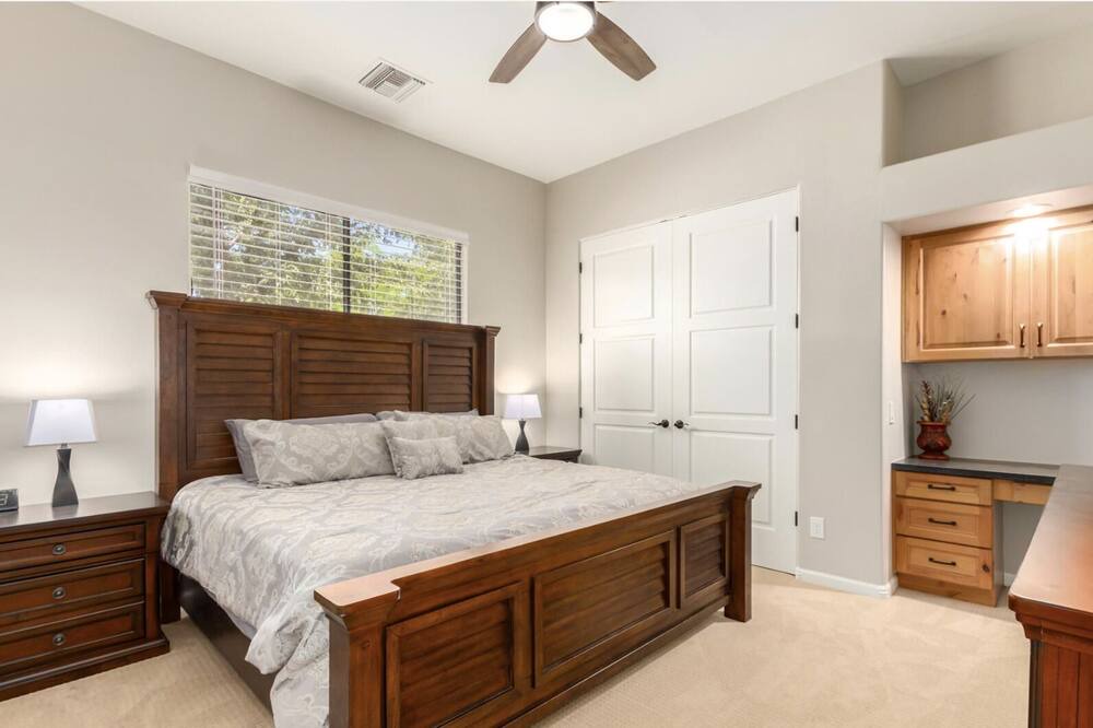 Photo of Bedroom in Maricopa County
