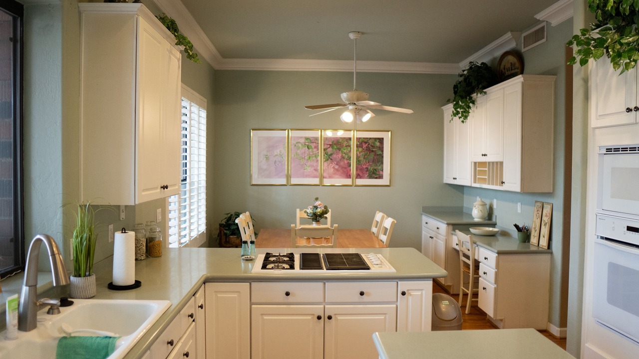 Photo of Kitchen in Arrowhead Lakes