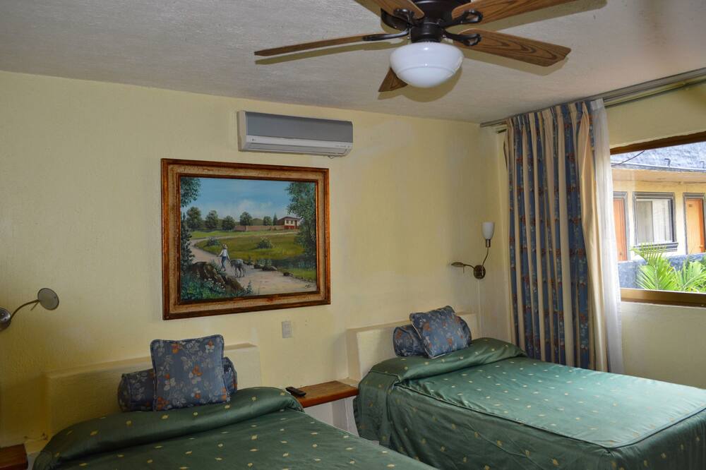 Photo of Bedroom in Romantic Zone