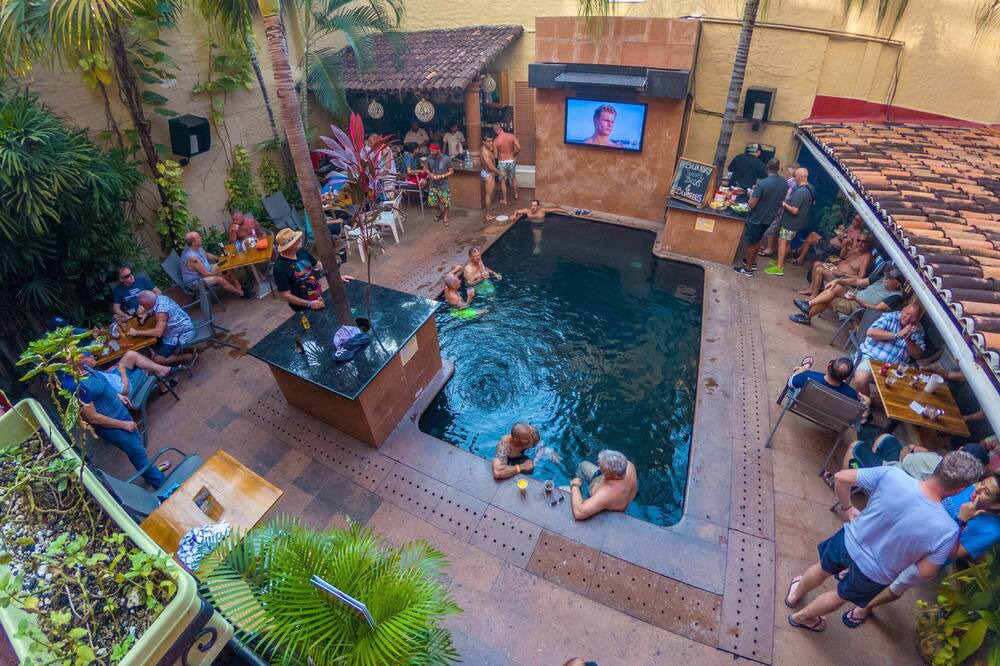 Photo of Outdoor in Romantic Zone