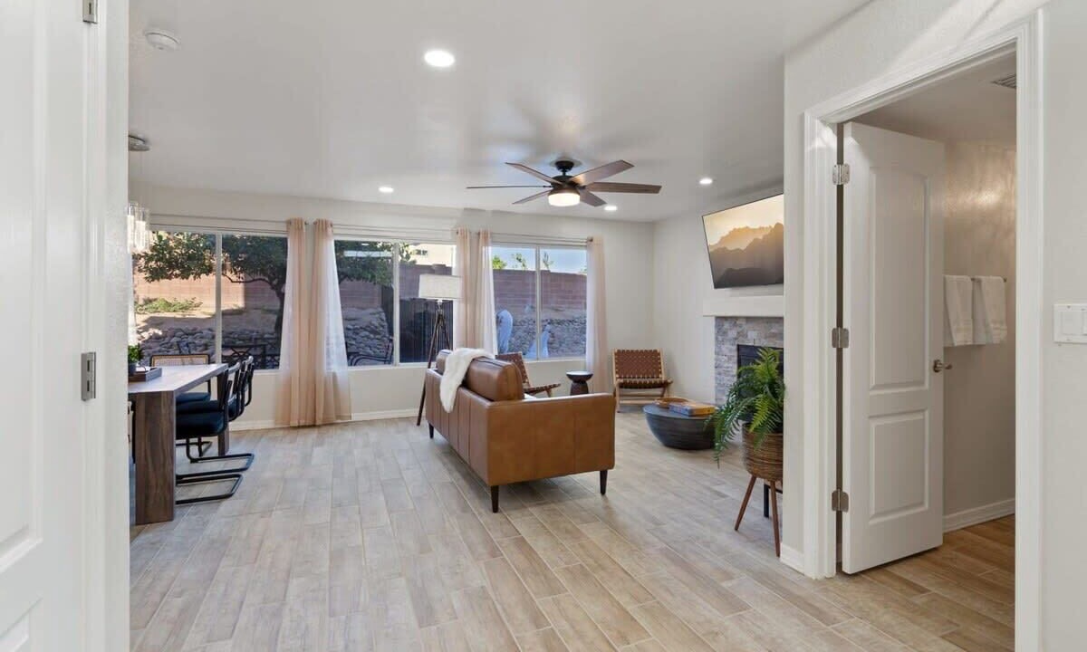 Photo of Livingroom in Tucson