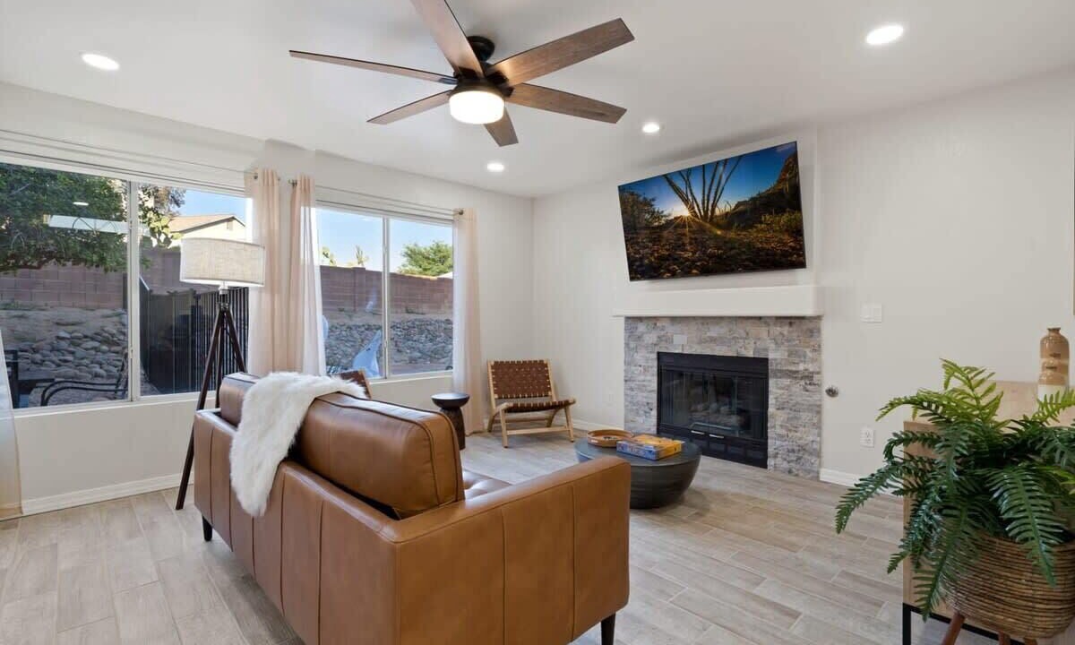 Photo of Livingroom in Tucson