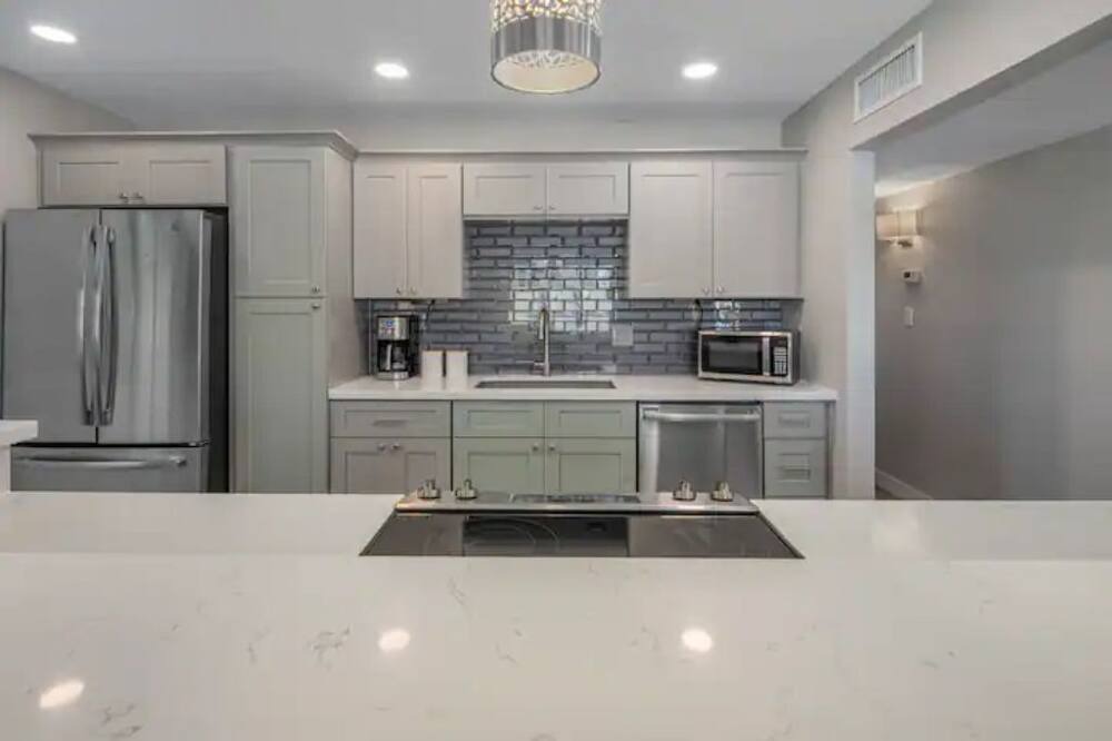 Photo of Kitchen in Scottsdale Estates Nine