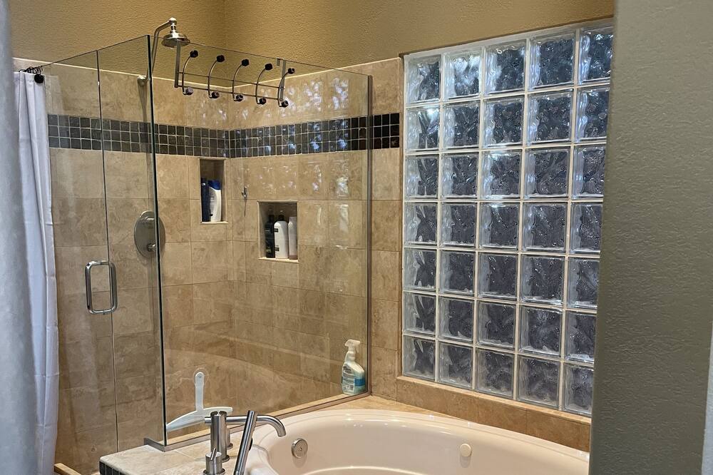 Photo of Bathroom in Foothills