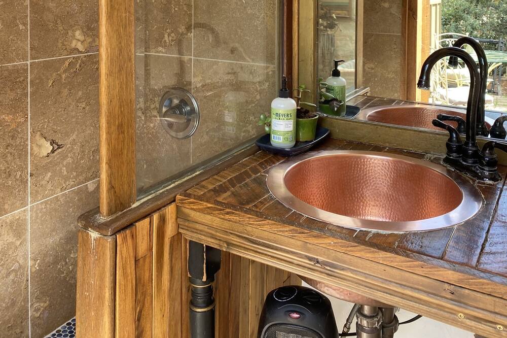 Photo of Bathroom in West Sedona
