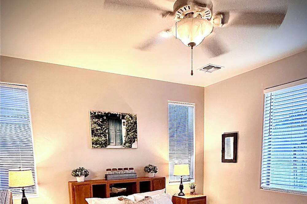 Photo of Bedroom in Marana