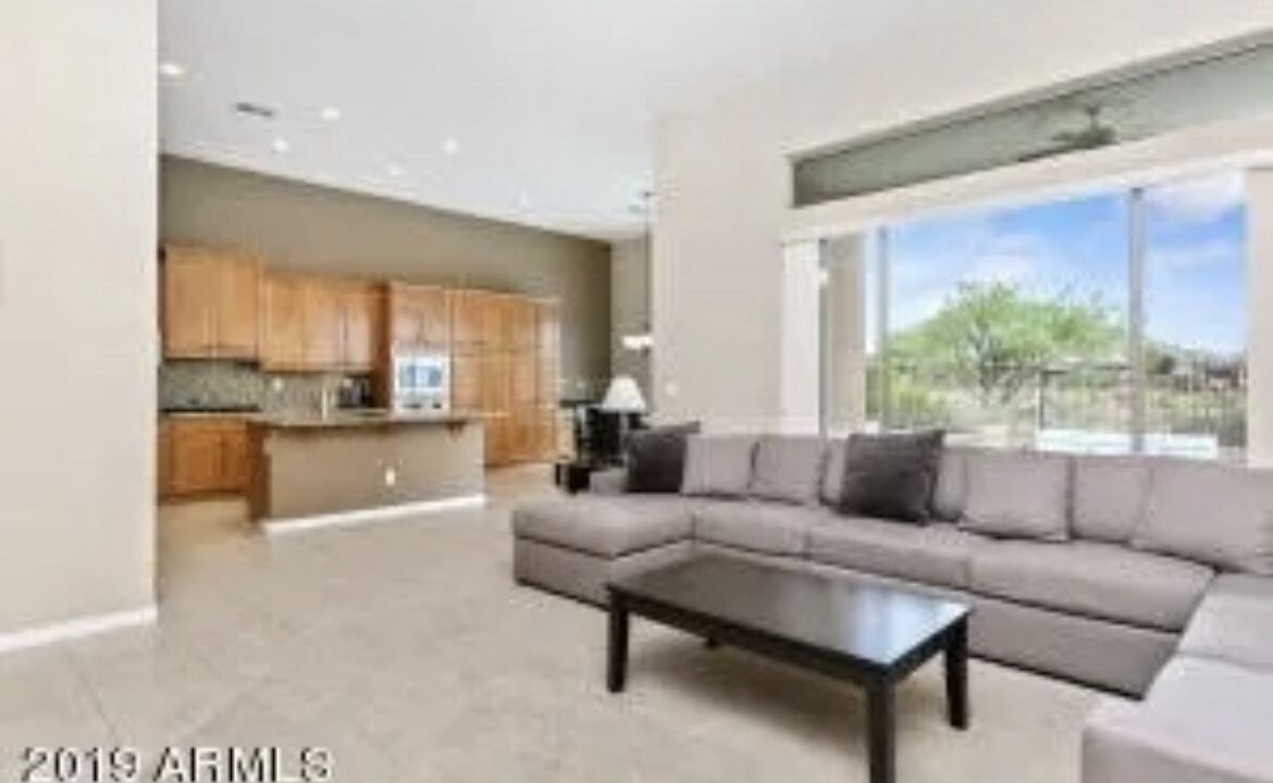 Photo of Livingroom in Anthem