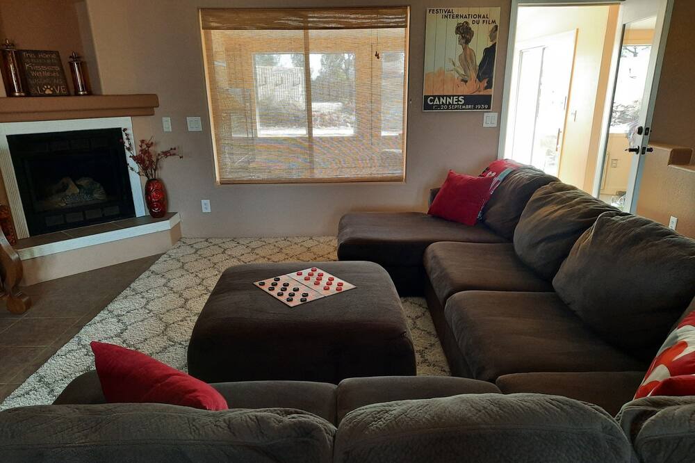 Photo of Livingroom in Clarkdale