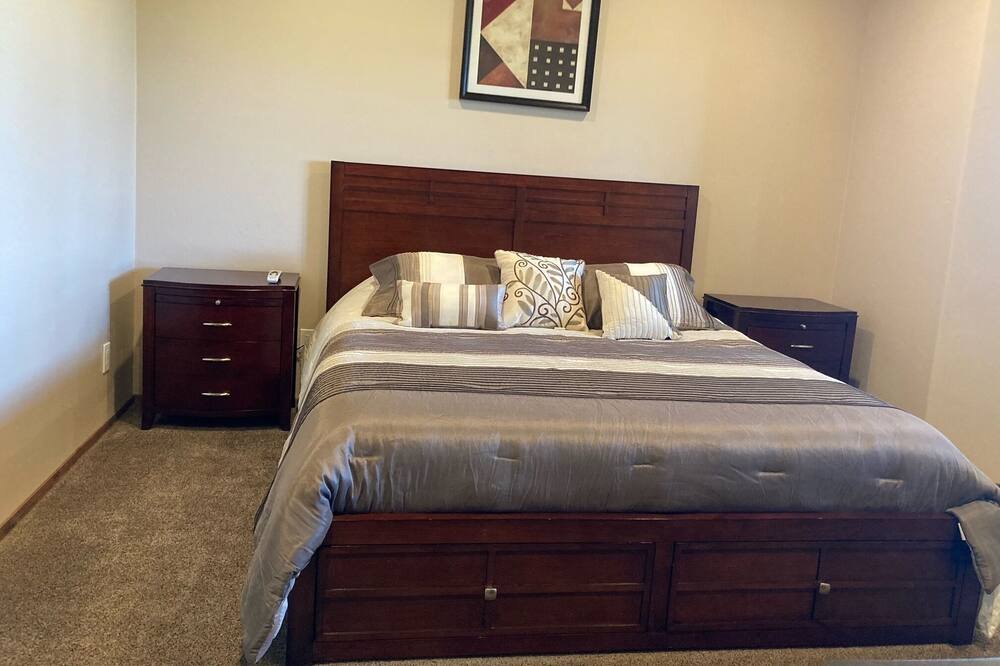 Photo of Bedroom in Munds Park