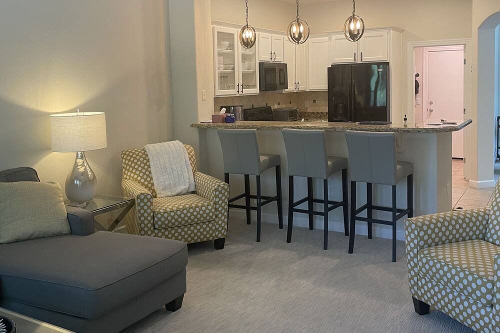 Photo of Livingroom in Talon Retreat