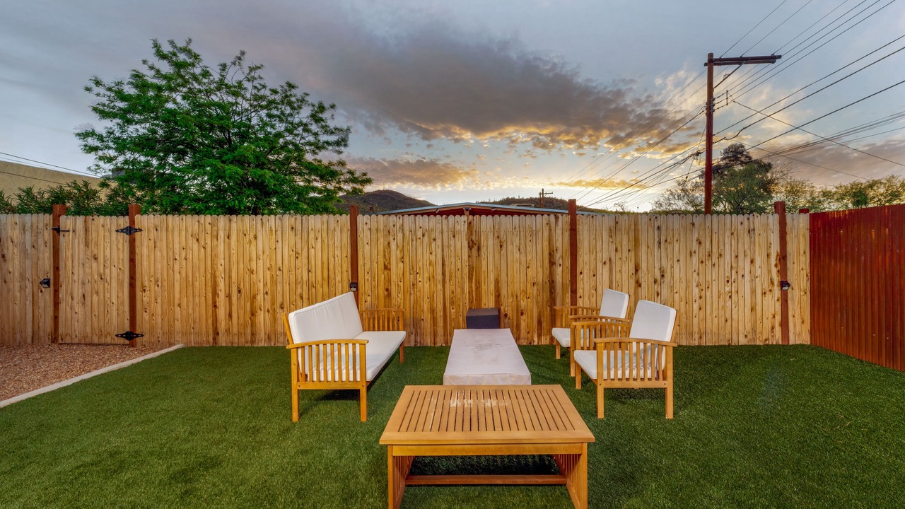 Photo of Outdoor in Menlo Park
