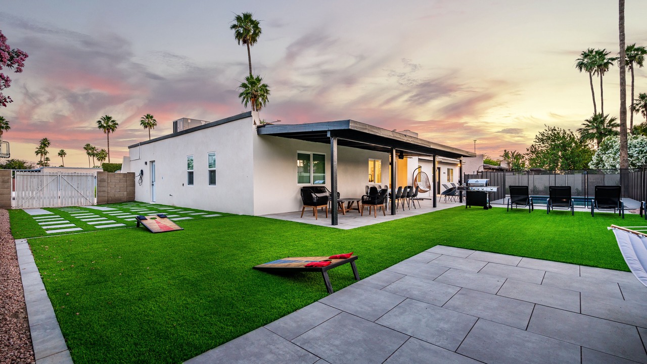 Photo of Outdoor in Raskin Estates