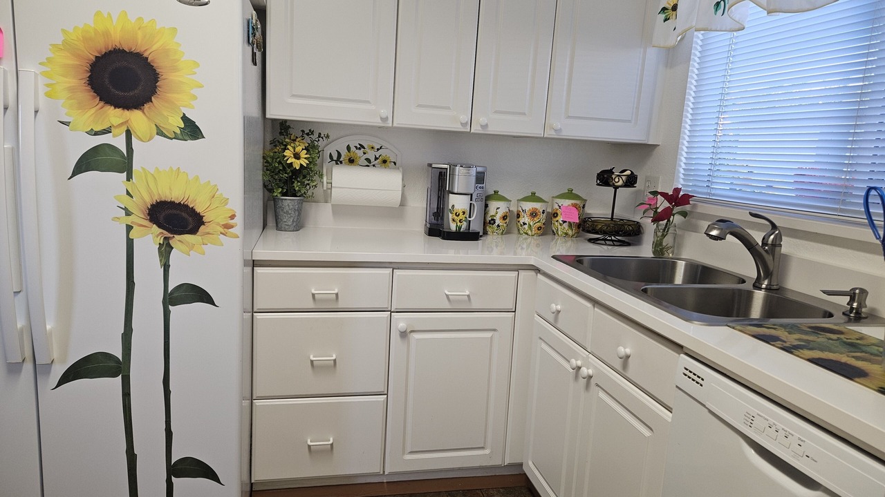 Photo of Kitchen in Villages of Green Valley