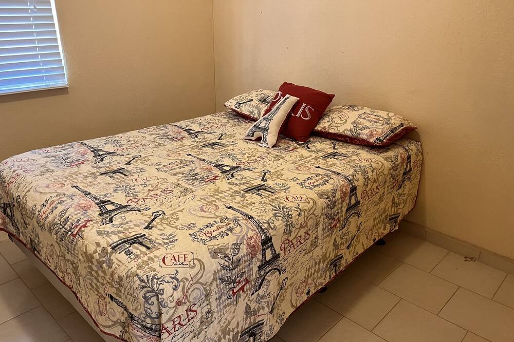 Photo of Bedroom in Obrera