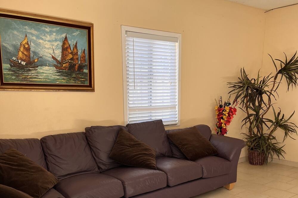 Photo of Livingroom in Obrera