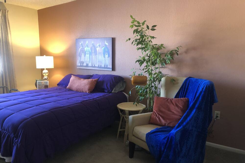 Photo of Bedroom in Villages of Green Valley