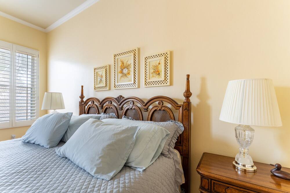 Photo of Bedroom in Cortaro