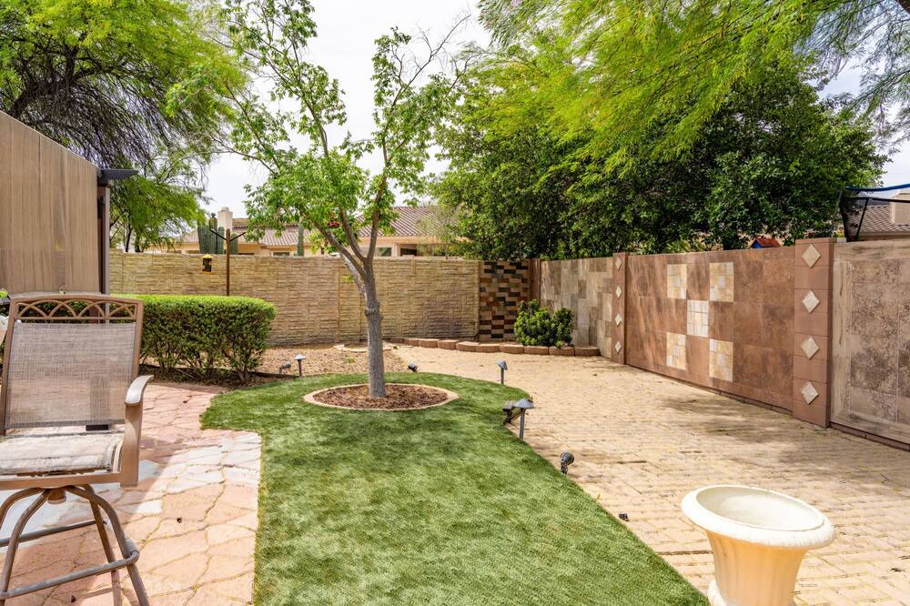 Photo of Outdoor in Cortaro